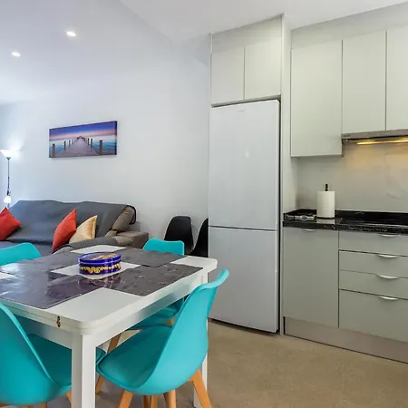 Beautiful In With Kitchen Holiday home